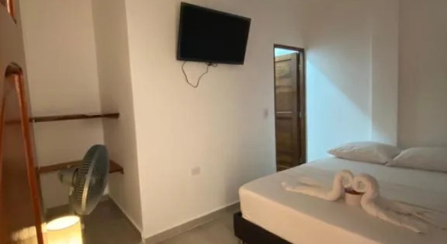 Hostal Grand Park, Varaa Hotelli Hotellit Guajira uima-altaalla, Uima-allas