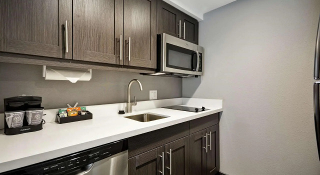 Двухместный люкс c 1 комнатой Homewood Suites by Hilton Raleigh Cary I-40