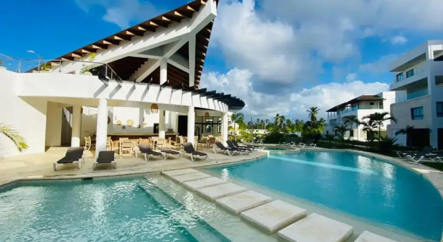 Апартаменты Brand new Apt in Terrenas by the sea
