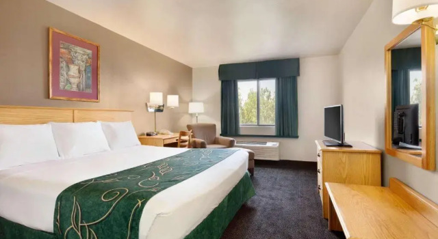 Двухместный номер Accessible Travelodge by Wyndham Yermo