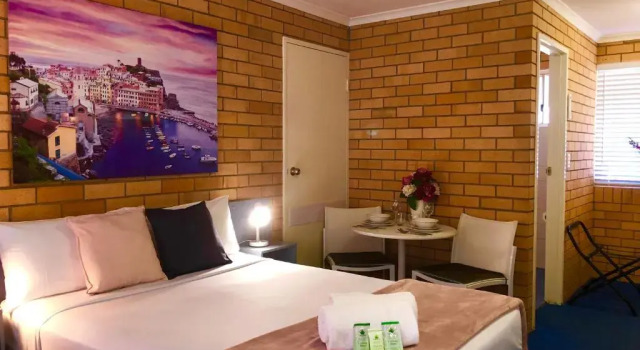 Студия Bosuns Inn Motel