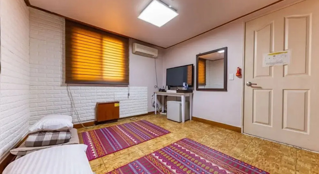 Hotel Pine Cheonan, 예약 호텔 Cheonan Chungcheongnam-Do