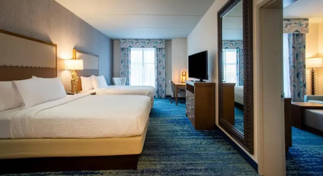 Четырёхместный люкс c 1 комнатой Homewood Suites By Hilton Myrtle Beach Coastal Grand Mall