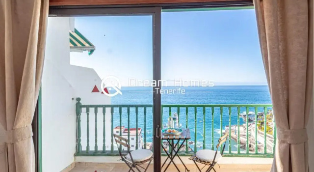 Santiago Beach Oceanfront Studio Apartment by DreamHomesTenerife, Prenota Appartamento Santiago del Teide Tenerife