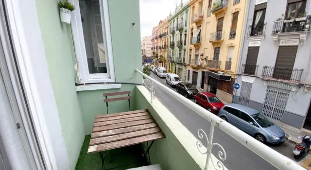 Апартаменты 5 minuts Ruzzafa, perfect locatión 6PX & Wifi