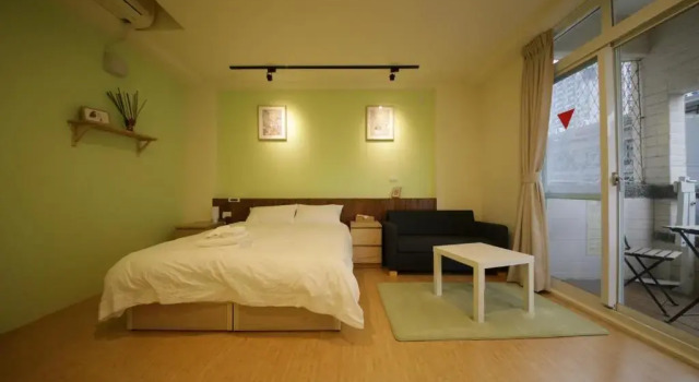 Двухместный номер Standard с балконом YO HOO 16 House
