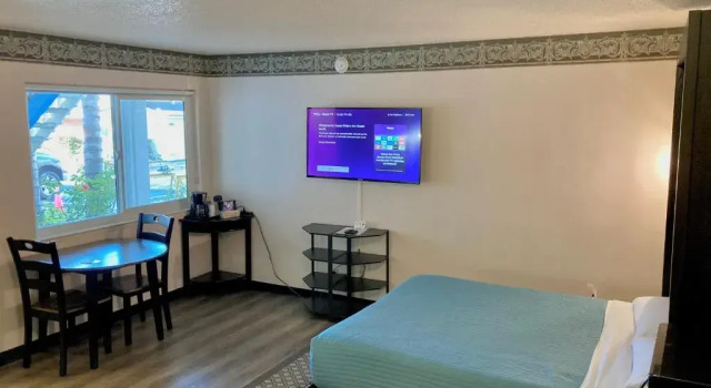 Номер Deluxe Coast Riders Inn