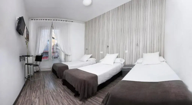 Трёхместный номер Standard Hostal Gala Madrid