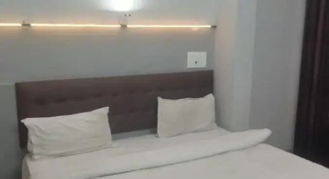 Hotel Clement, Rezervovat Hotel Déhrádún Uttarakhand