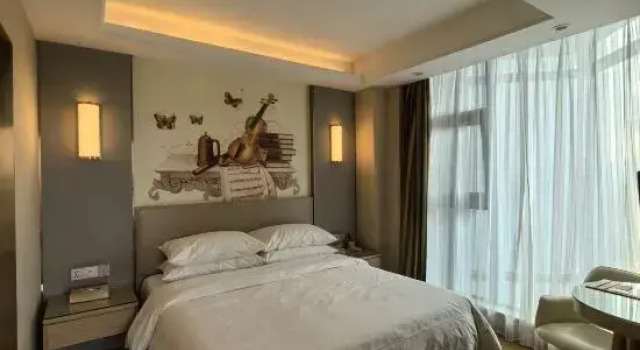 Люкс Business Vienna International Hotel (Chengdu Exhibition Center Zhonghe Metro Station)