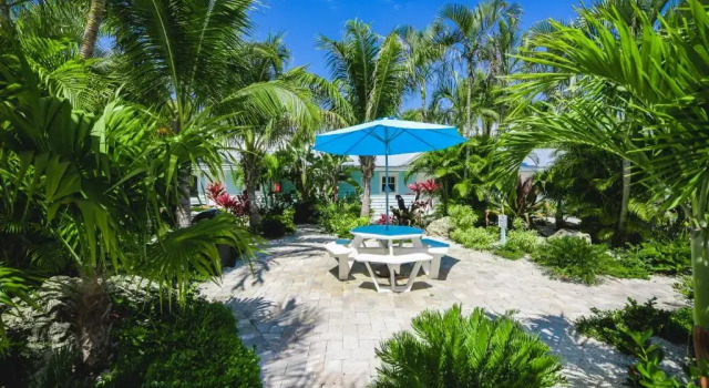 Люкс c 1 комнатой Tropical Breeze Resort