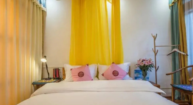 Lijiang Mild Times Inn, Забронировать Отель Лицзян Юньнань, рядом с Улица Сквер-стрит Древнего города Даянь