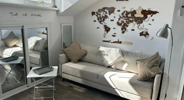 Wanderlust Studio by Rosy in Sofia City Center, Book Apartment Sofia 