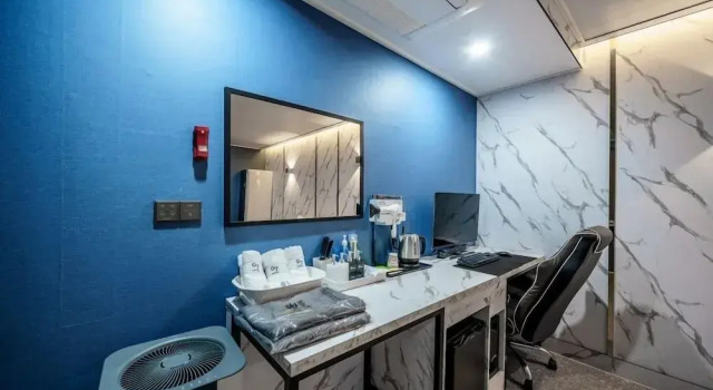 Номер Business G7 Hotel
