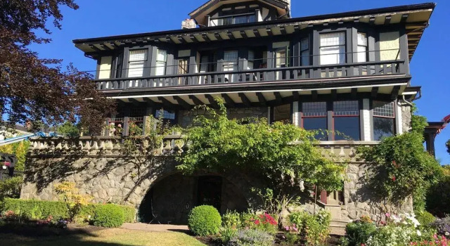 Prior Castle Inn, 预订 酒店 维多利亚 南温哥华岛