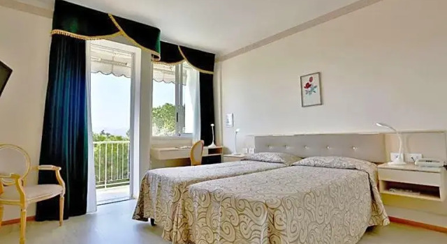Hotel Abano Astoria, Забронировать Отель Абано-Терме Euganean Hills