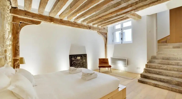 Pick A Flat's Apartment in Louvre - rue Sainte Anne, Забронировать Апартаменты/квартира 2-й округ: Биржа Париж, рядом с Лувр — Риволи