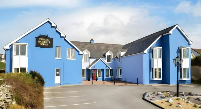 Dingle Harbour Lodge B&B, Забронировать Гостевой дом Отели Dingle Peninsula с парковкой, Парковка