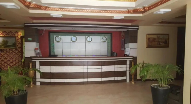 Iris Hotel, Забронировать Отель Отели Дар-эс-Салама с завтраком, рядом с Zanzibar Ferry Terminal, Завтраки