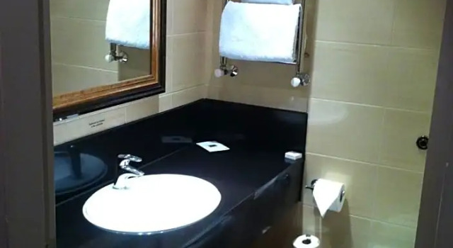 Трёхместный семейный номер Standard Hull Humber View Hotel, Sure Hotel Collection by BW