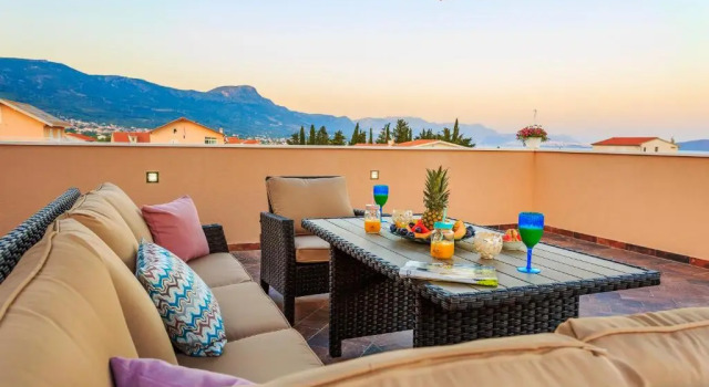 Апартаменты с видом на море Villa Rusula