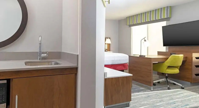 Двухместный люкс Hampton Inn & Suites Santa Rosa Sonoma Wine Country
