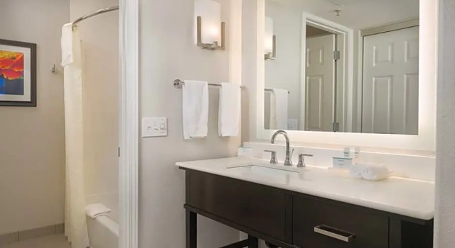 Шестиместный номер Standard Homewood Suites by Hilton Vancouver-Portland