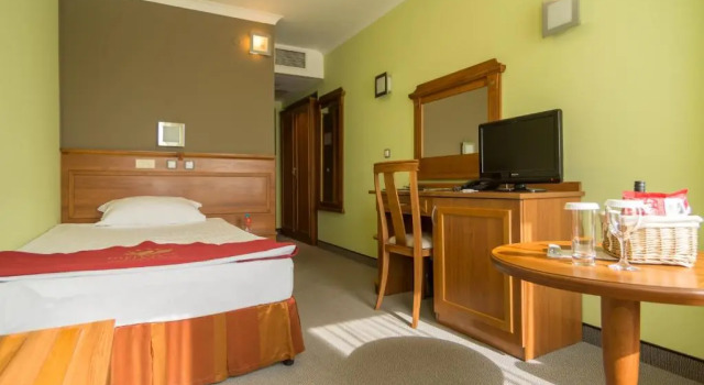 Одноместный номер Standard Diplomat Plaza Hotel & Resort