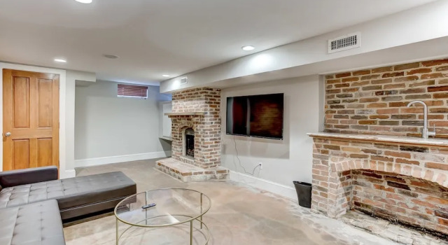 Luxurious Historic Home 1 Block From Inner Harbor, Book Hotel Inner Harbor Baltimore