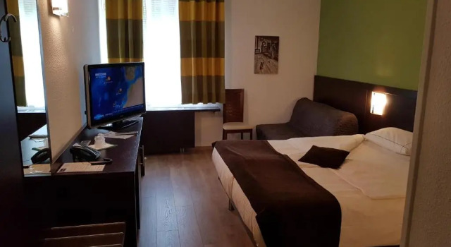 Номер Standard Threeland Hotel