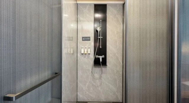 Двухместный номер Standard Отель Holiday Inn Guangzhou Zhujiang New Town by IHG