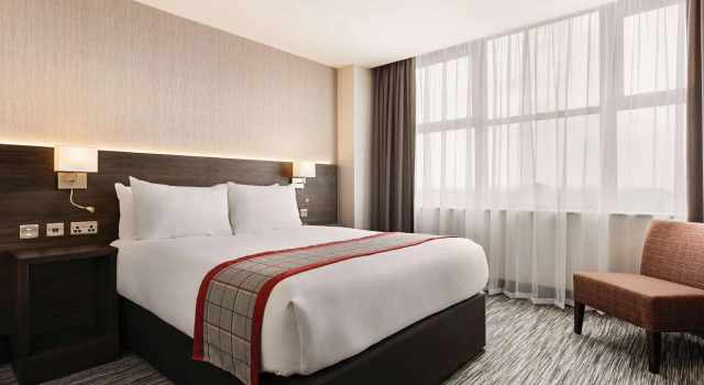 Двухместный номер Standard Ramada by Wyndham Leeds East