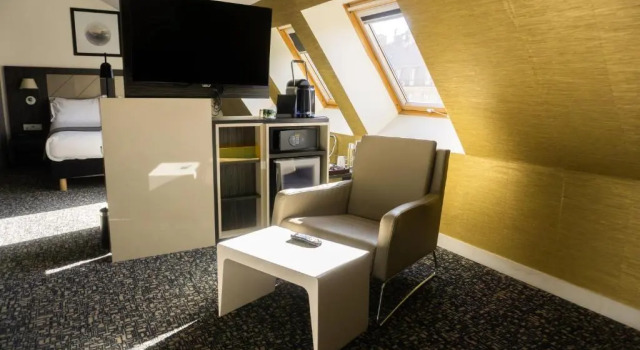 Двухместный Suite Additional Living Area Holiday Inn Paris Opéra - Grands Boulevards by IHG