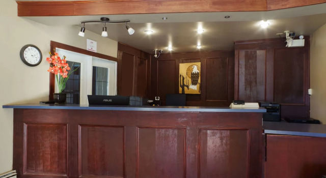 Canadas Best Value Inn and Suites Fernie