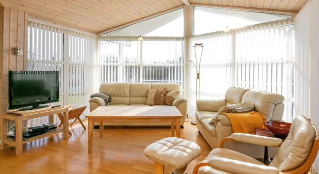 Spacious Cottage in Lønstrup With Terrace, Забронировать Дом для отпуска Лёнструп Северная Ютландия