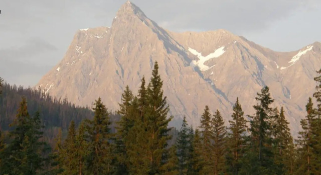 Yoho Chalets, Buchen Sie Chalet Golden British Columbia