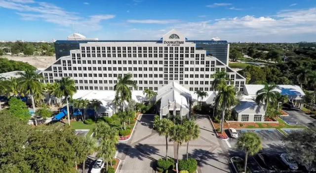 Двухместный номер Deluxe DoubleTree by Hilton Hotel Deerfield Beach Boca Raton