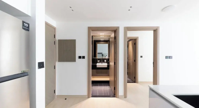 Bright 1BR in Binghatti Corner