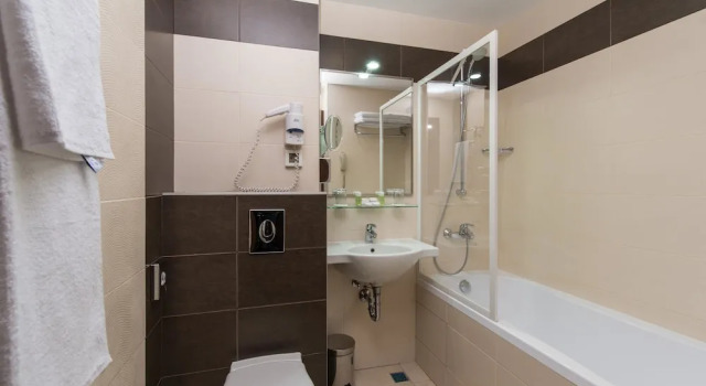 Business Zimmer mit Balkon President Hotel