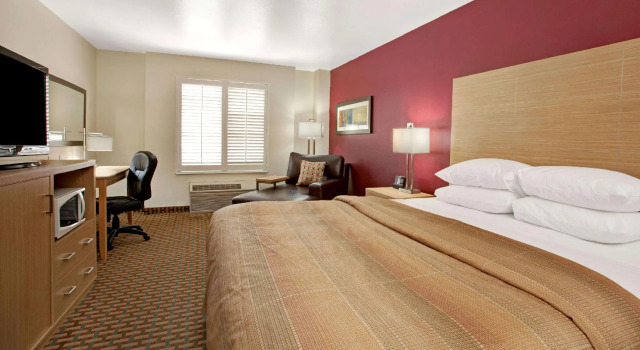 Двухместный номер Standard Ramada Limited and Suites San Francisco Airport