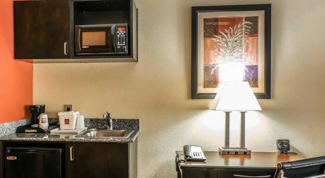 Люкс Comfort Suites Panama City near Tyndall AFB