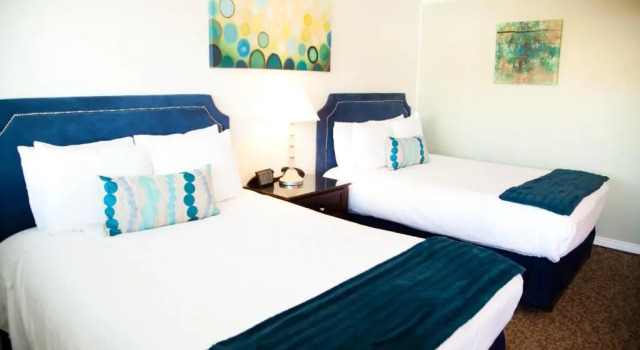 Четырёхместный номер Standard Quail Park Lodge