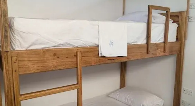 Cama em dormitório Pacific Waves Hostel & Surf