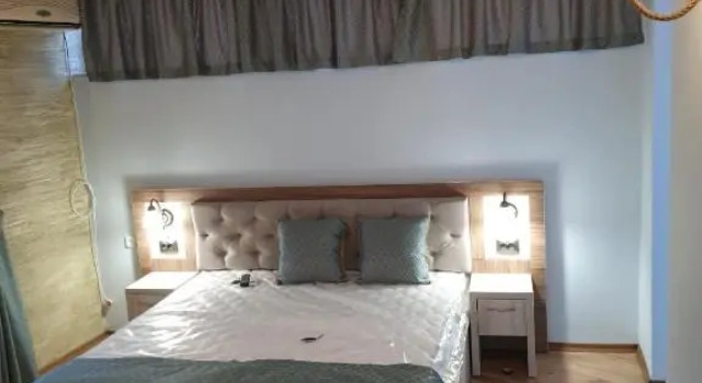 Люкс Vromos Guest Rooms
