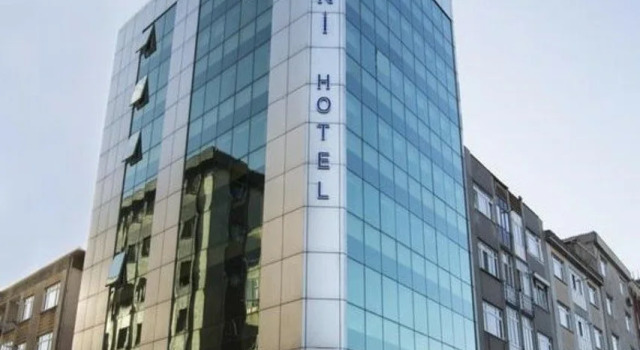 Akoni Hotel