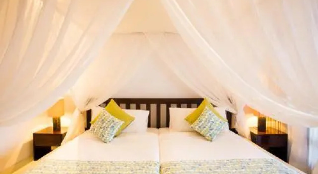 The Point Resort Lembongan, Забронировать Курортный отель Отели Лембонган с парковкой, рядом с Gala-Gala Underground House, Парковка