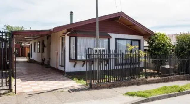 2X1 CASA SUREñA VINTAGE, Varaa Hotelli Valdivia Los Rios