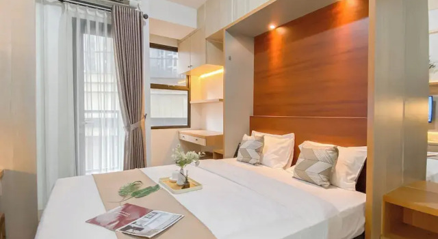 Студия Standard Nice and Comfy Studio Apartment at Transpark Cibubur By Travelio