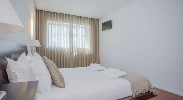Liiiving in Porto - Balcony Dragão View, Забронировать Отель Отели Кампанья 4 звезды, 4*