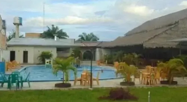 Alojamientos y Recreos Las Amazonas Inn II, Book Hotel Hotels in Loreto with Parking, Parking